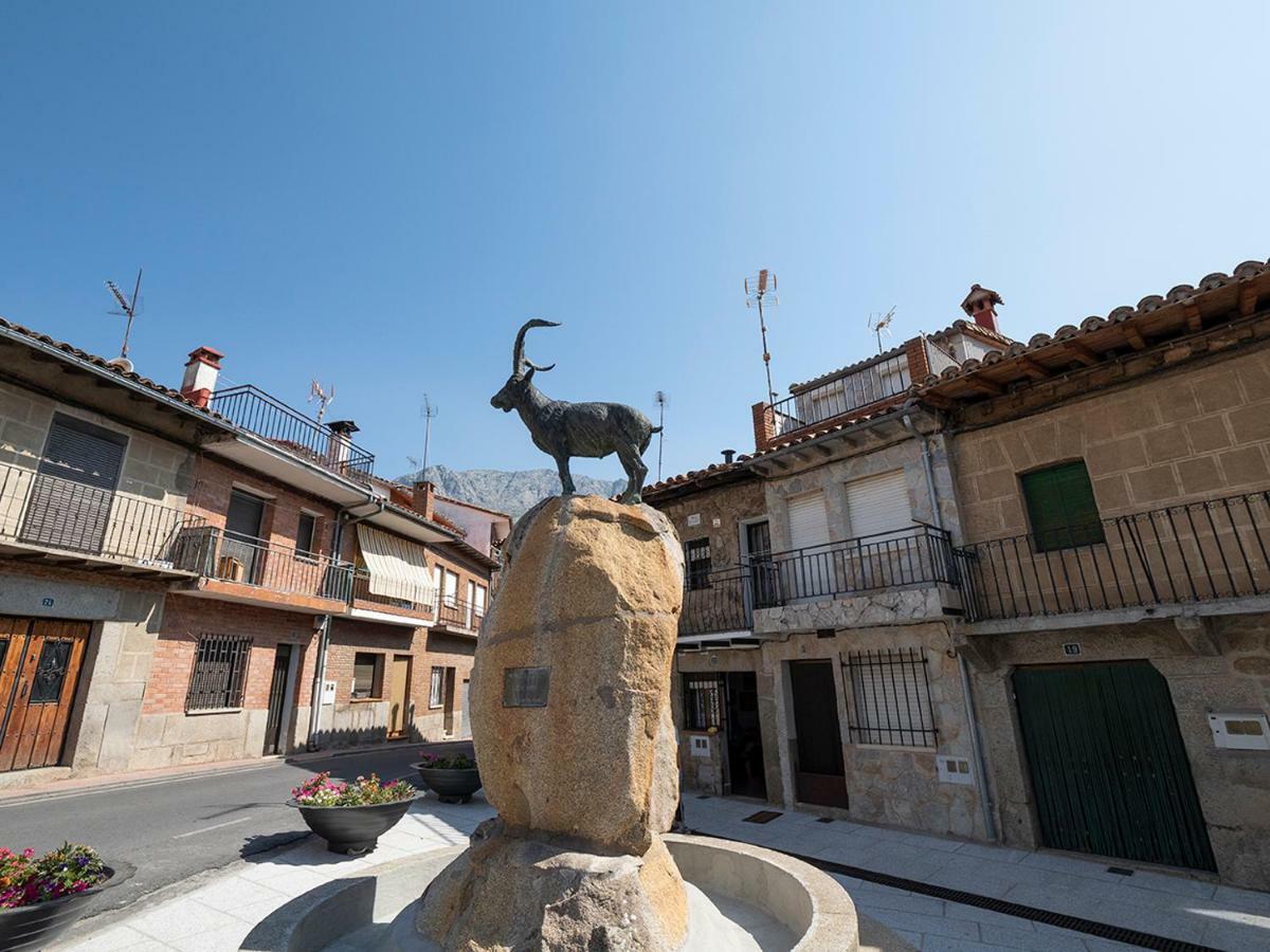 La Calleja Villarejo del Valle Extérieur photo